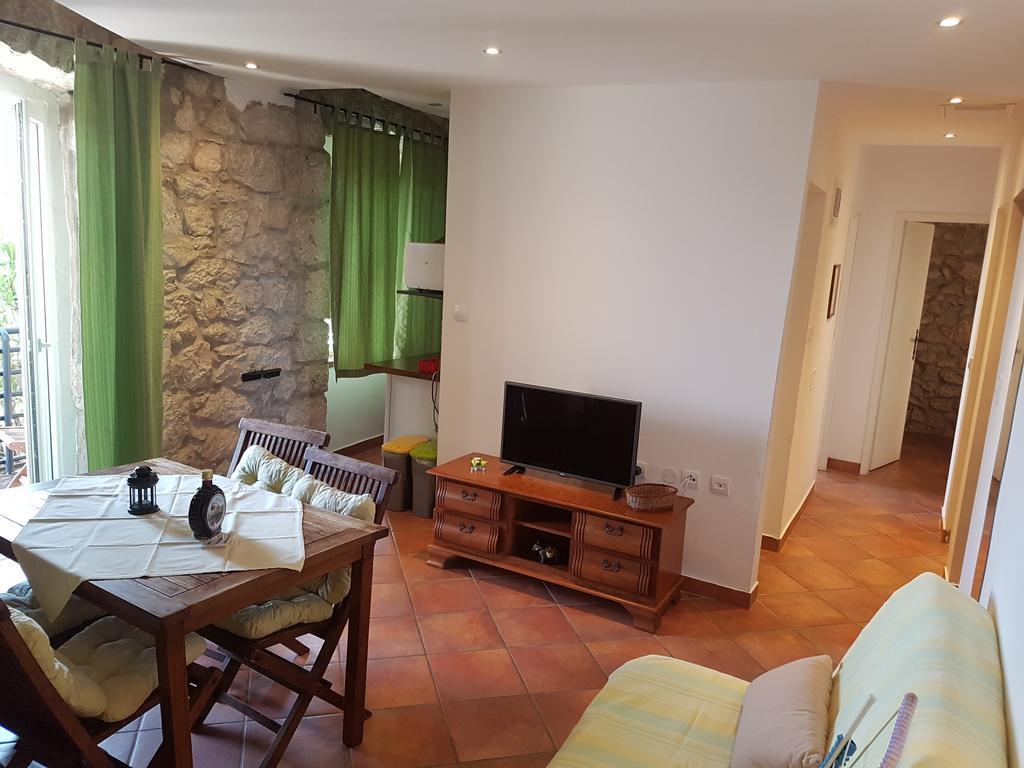 Apartments Mirela Gradac  Εξωτερικό φωτογραφία